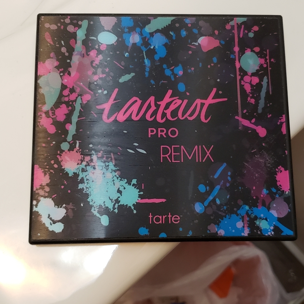 Tarte eyeshadow palette